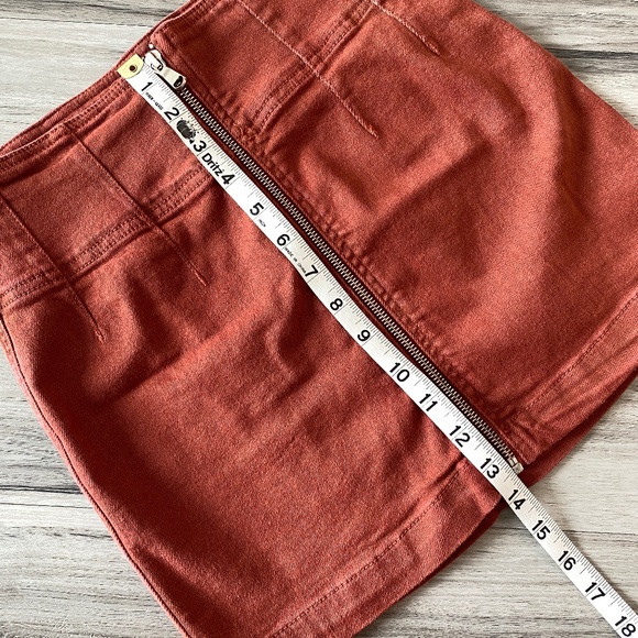 Free People We The Free Front Zipper Mini Skirt Burnt Orange Size 25 - Picture 3 of 7